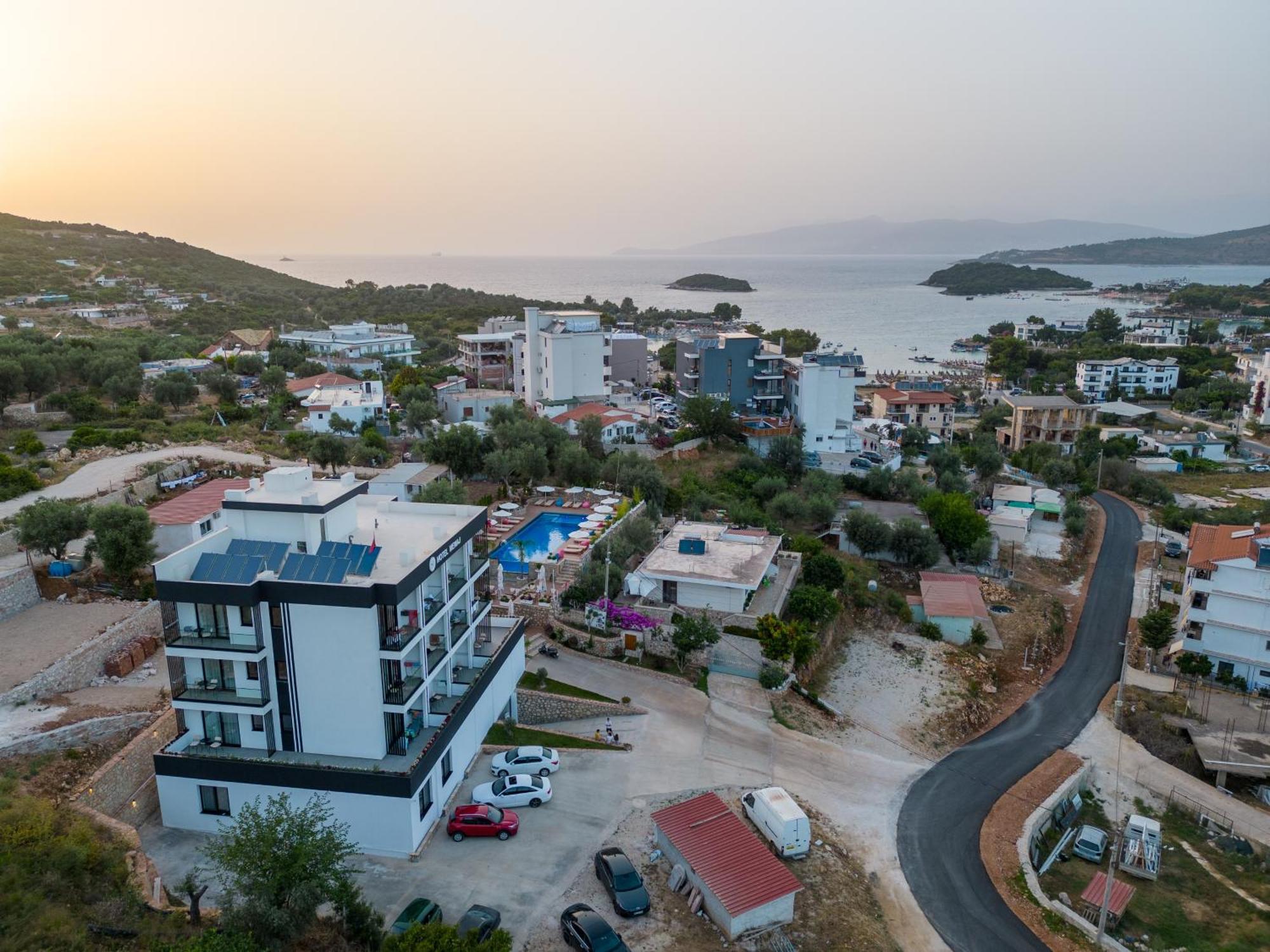 Hotel Memaj Ксаміл Екстер'єр фото